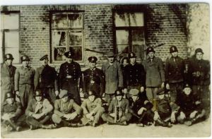 Strażacy z Kujawki, zdjęcie z okresu II wojny światowej